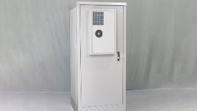 極簡版的一體化戶外機柜，重要的是便宜