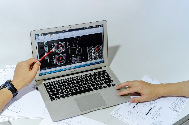 監控操作臺設計