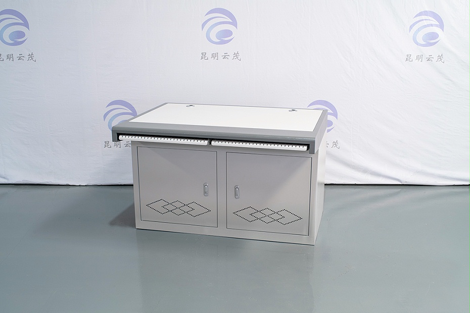 低價格監(jiān)控操作臺